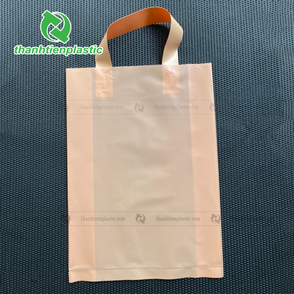 Mẫu túi ép quai pe trơn màu cam
