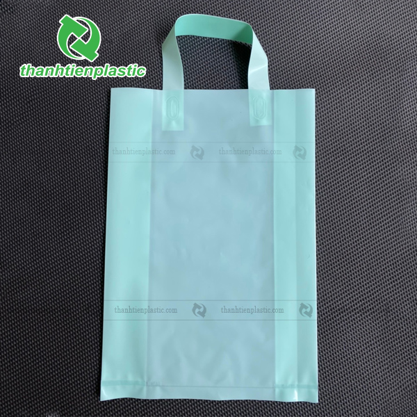 Mẫu túi ép quai pe trơn màu xanh ngọc
