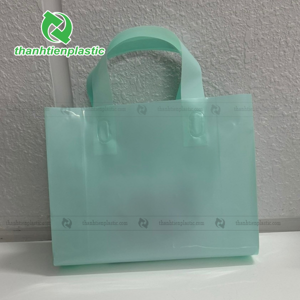 Mẫu túi ép quai vuông màu xanh ngọc