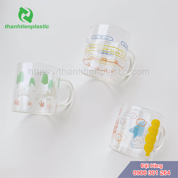 In hình lên ly thủy tinh